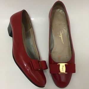 Salvatore Ferragamo Bow Vara Pump Red